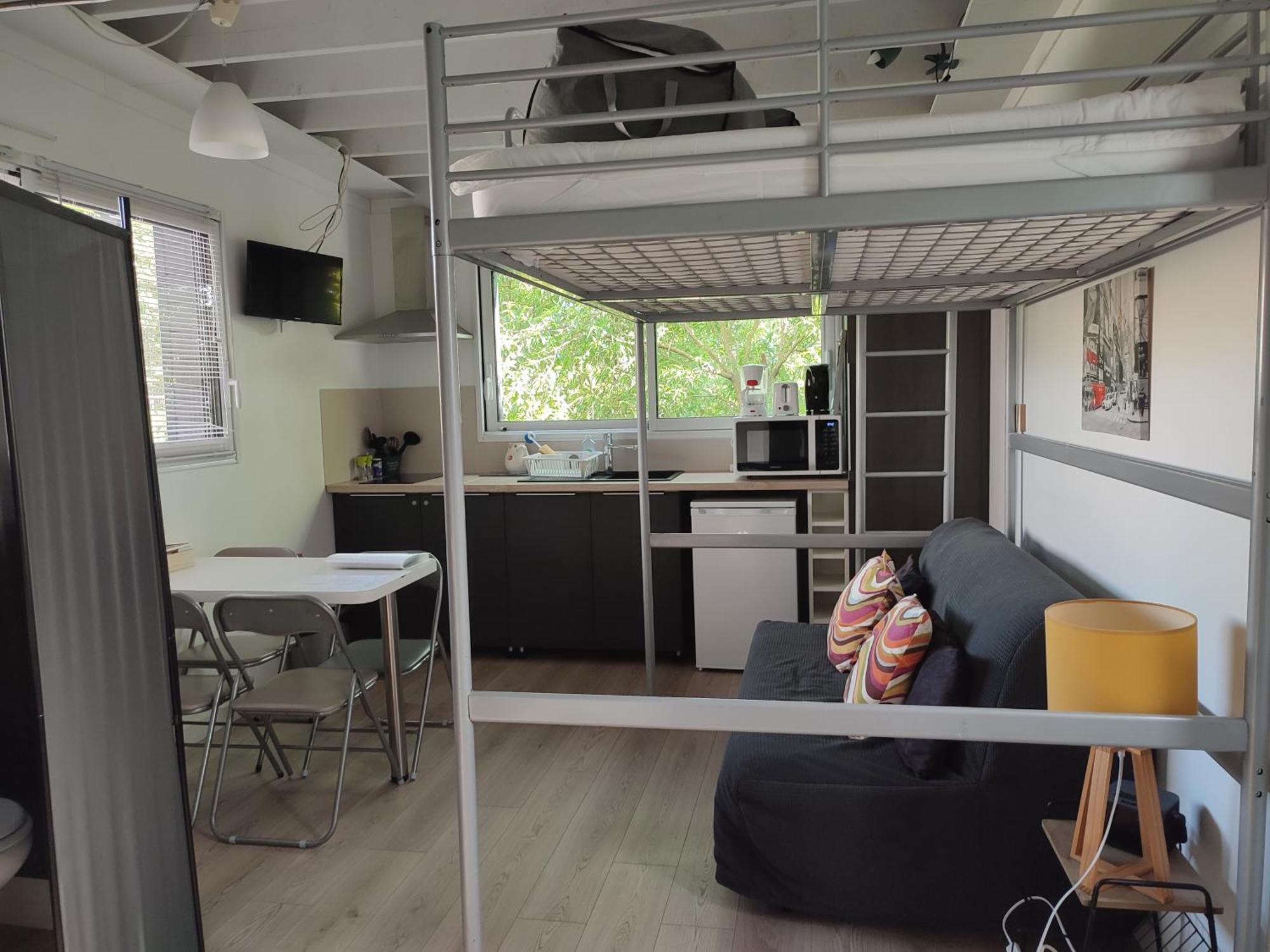 Studio Meuble 1 Piece Entierement Equipe Sans Cloisons Separatives Chavagnes-en-Paillers Exterior photo